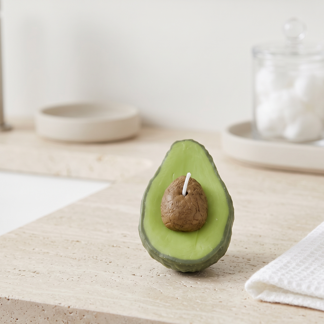 The Science of Texturized Botanical Waxes: How to Burn Freestanding Avocado Candles